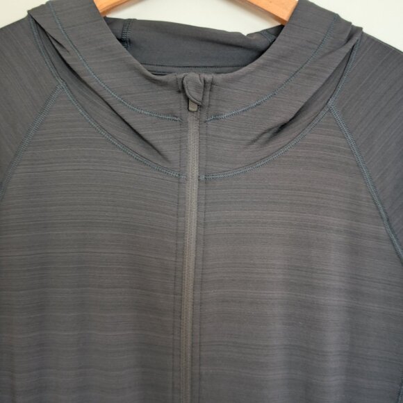 Athleta Light Weight Zip Hooded Athletic - Large - Picture 11 of 11